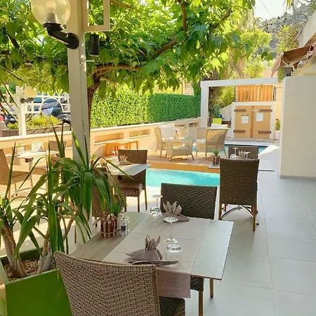 Beau Soleil Hotel 3*