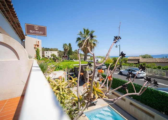 Beau Soleil لو لا فاندو