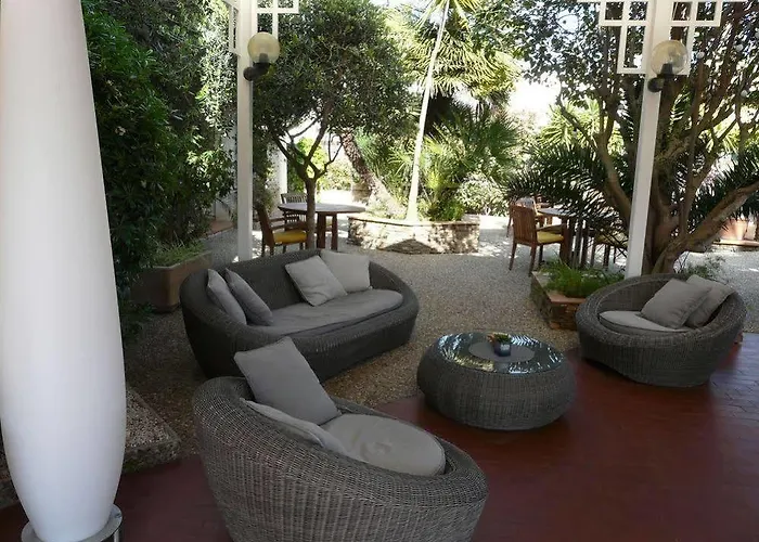 博索雷尔酒店 3*