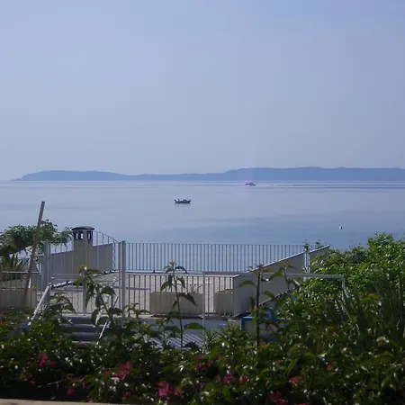 Beau Soleil Hotel 3*