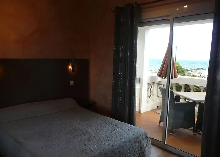 Beau Soleil Szálloda 3*