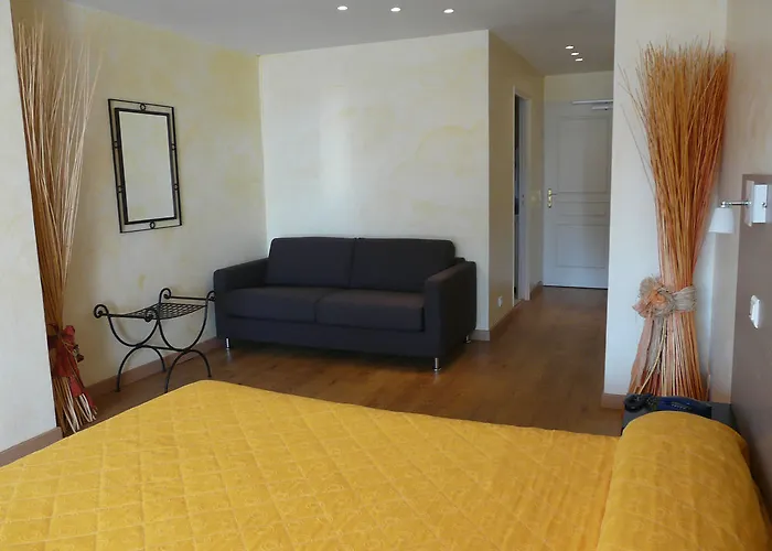 Beau Soleil 3* Le Lavandou