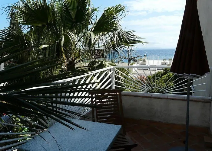 Beau Soleil Le Lavandou