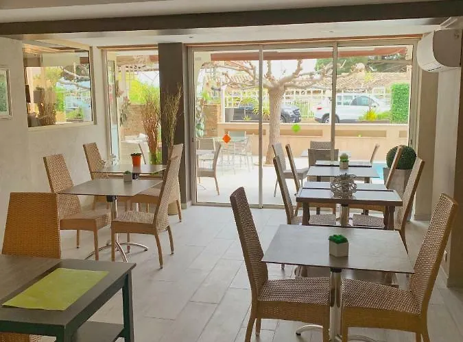 Hotel Beau Soleil Le Lavandou