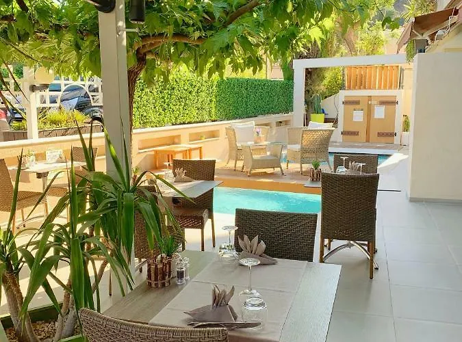 Beau Soleil Hotel 3*