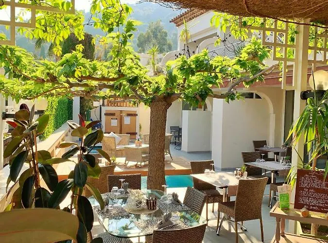 Hotel Beau Soleil Le Lavandou